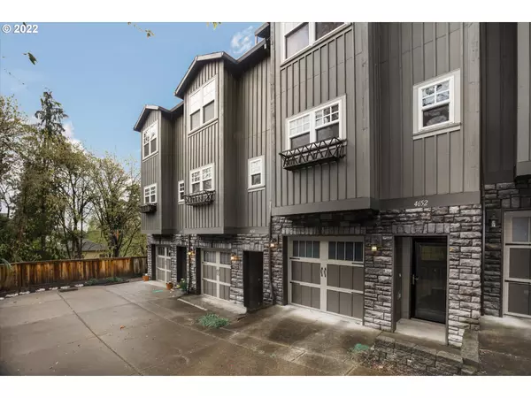 Portland, OR 97239,4652 SW CONDOR AVE #7