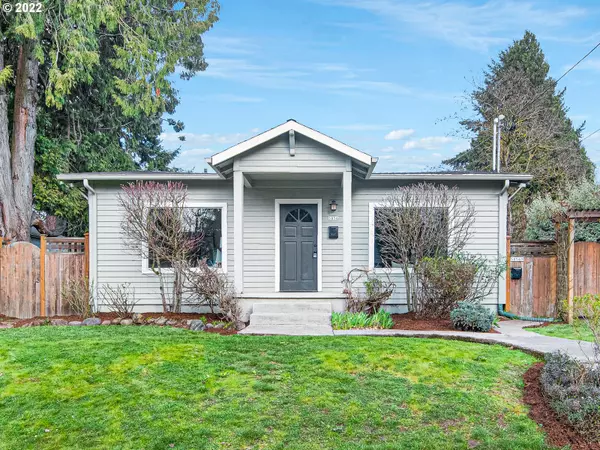 5856 NE 32ND PL, Portland, OR 97211