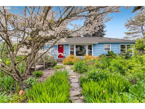 Hillsboro, OR 97124,764 NE BIRCHWOOD DR