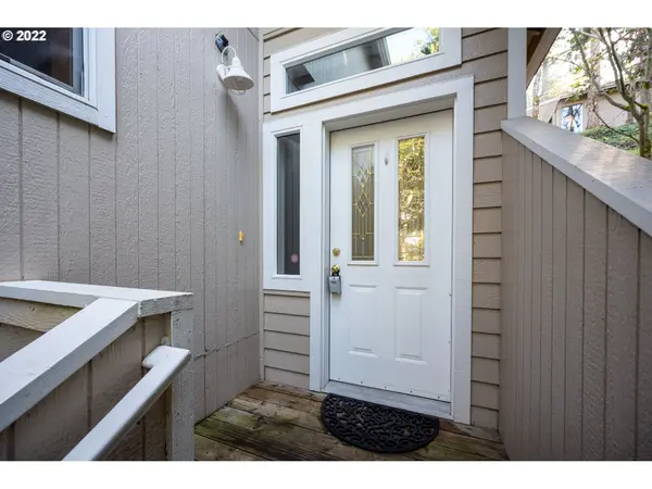 3812 COLONY OAKS DR, Eugene, OR 97405