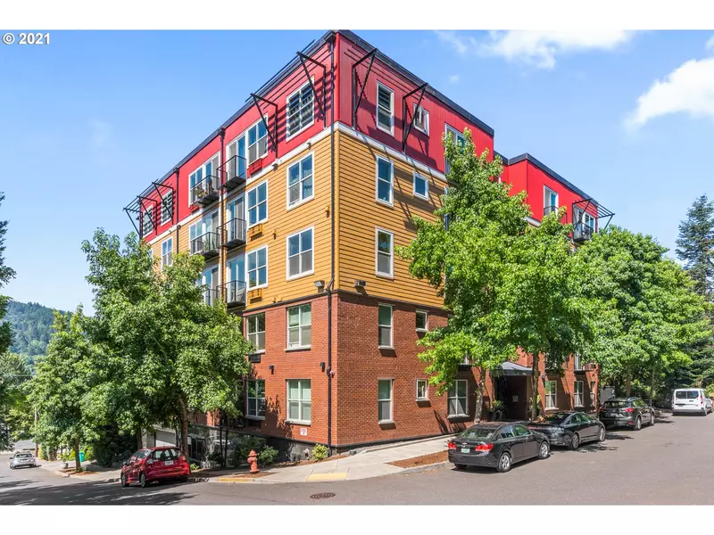 8712 N DECATUR ST #106, Portland, OR 97203