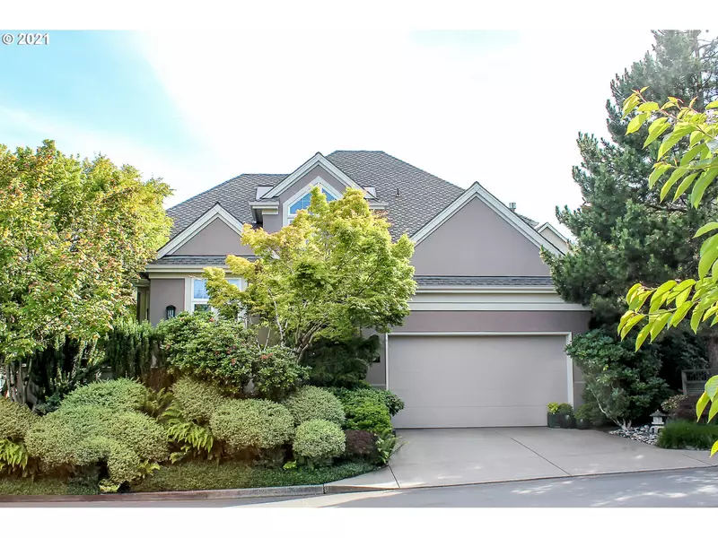 17 MORNINGVIEW CIR, Lake Oswego, OR 97035