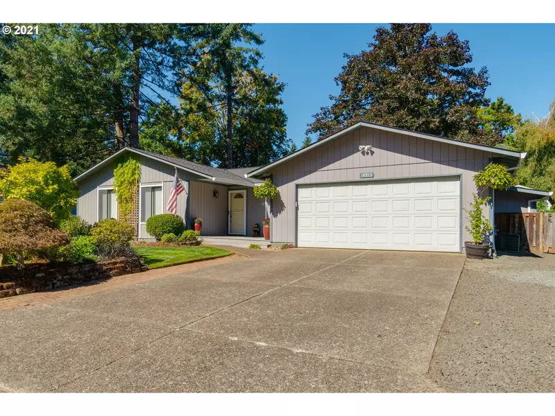 14915 S GREENTREE DR, Oregon City, OR 97045