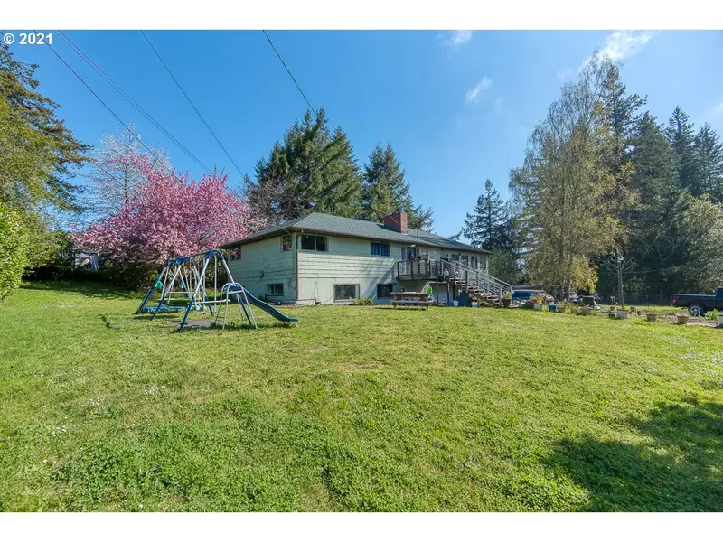 380 W CENTRAL BLVD, Coquille, OR 97423