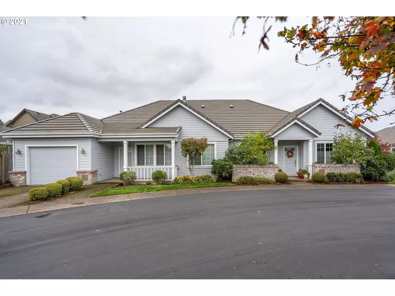 3210 LAKEMONT DR, Eugene, OR 97408