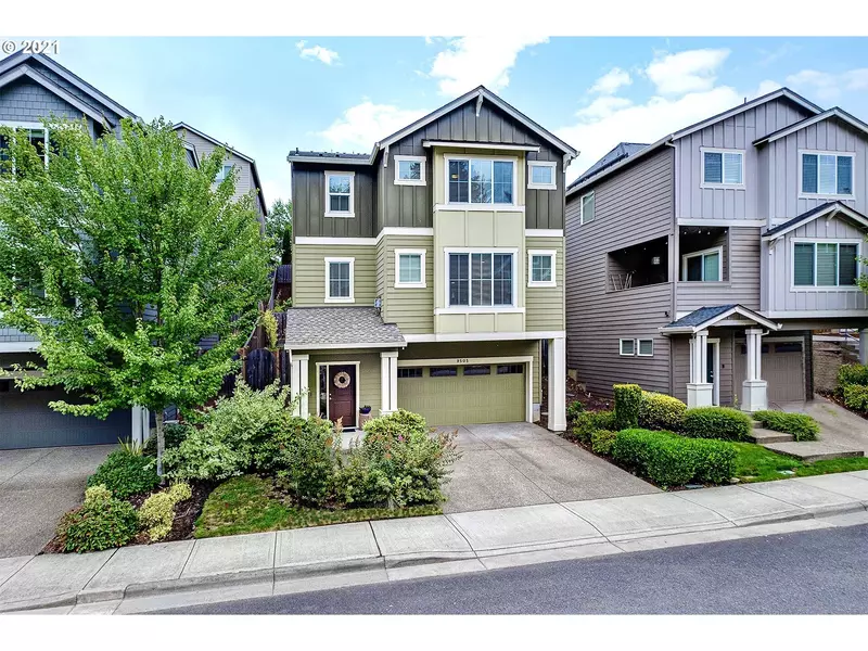 9505 NW HARVEST HILL DR, Portland, OR 97229