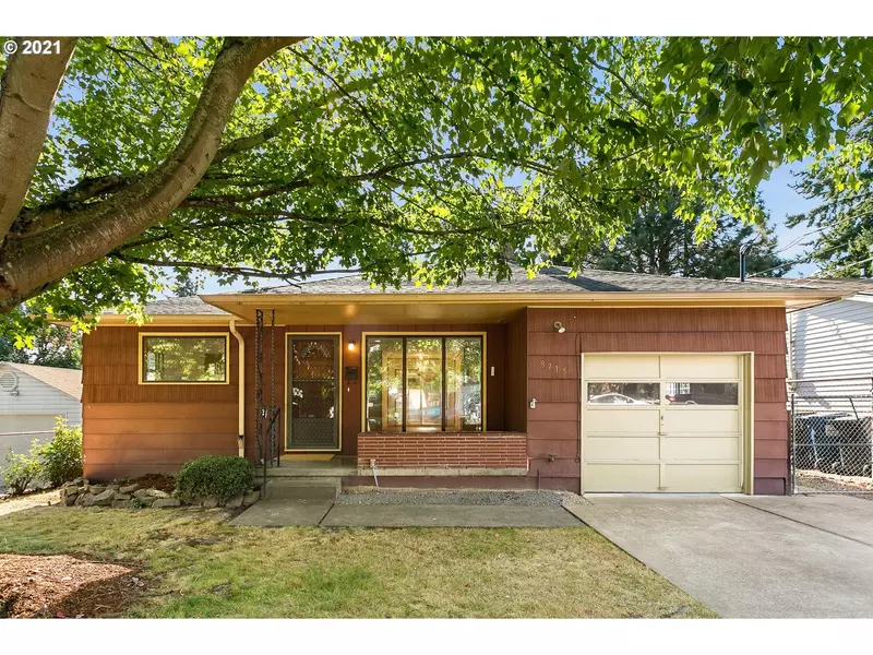 8715 SE 31ST AVE, Milwaukie, OR 97222