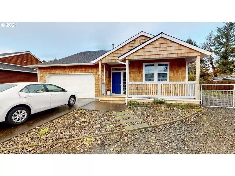 1374 Garden Terrace RD, Gearhart, OR 97138