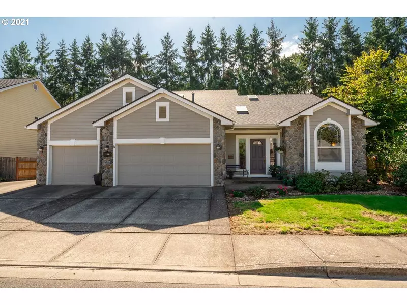 173 N CEDAR BLUFF CIR, Keizer, OR 97303