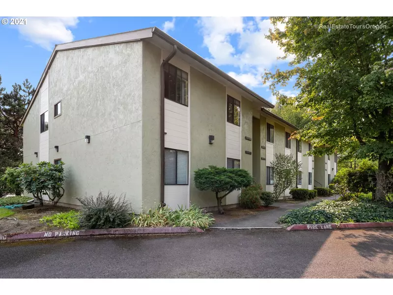 3329 NE 162ND AVE, Portland, OR 97230