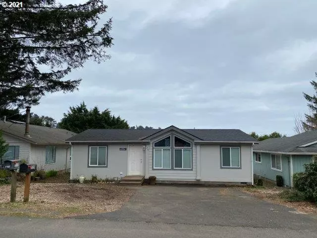 725 SE JETTY AVE, Lincoln City, OR 97367