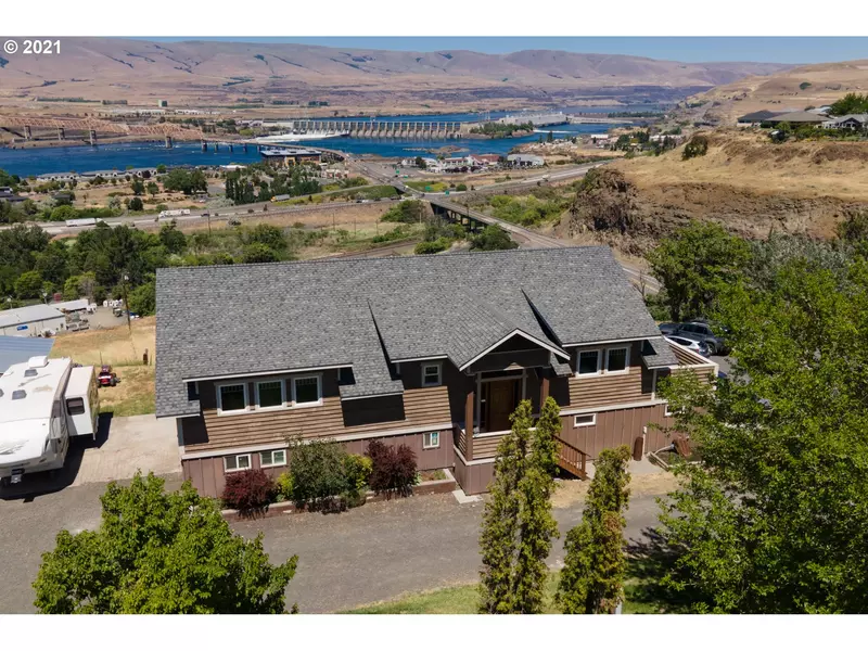 3011 OLD DUFUR RD, The Dalles, OR 97058