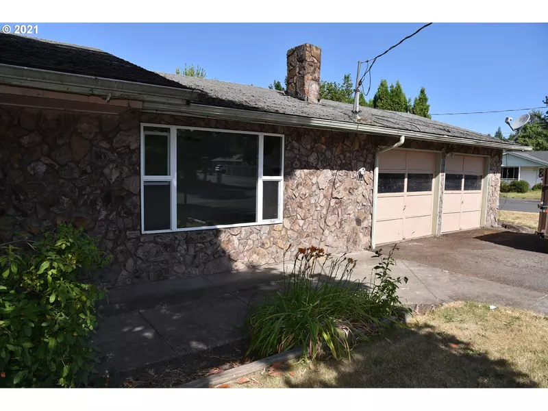 190 N 7TH ST, Jefferson, OR 97352