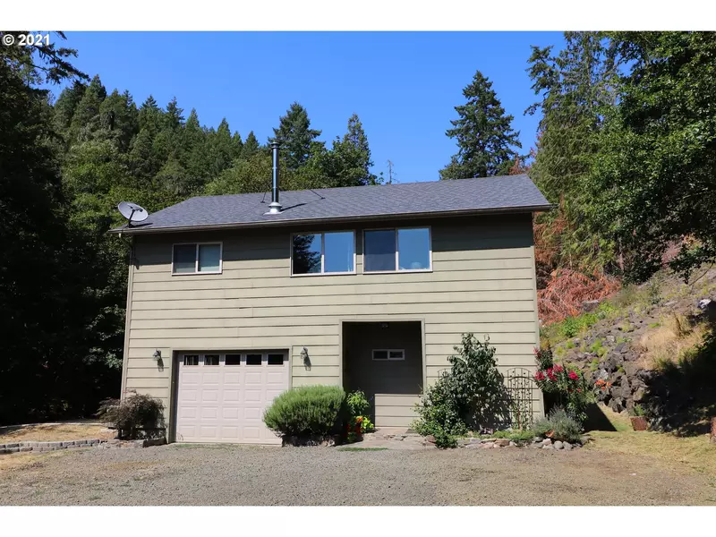 5478 LITTLE RIVER RD, Glide, OR 97443