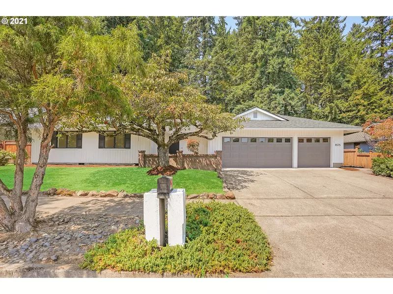 8575 SW WILSON LN, Wilsonville, OR 97070