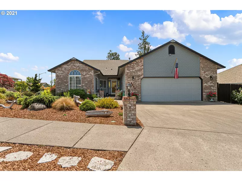 5688 SE WOODLAND DR, Gresham, OR 97080