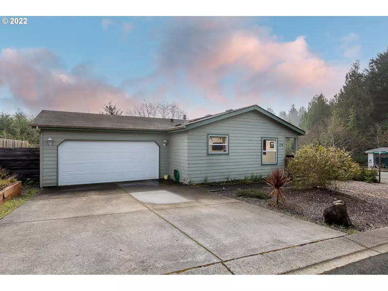 170 SE FAIR WIND CT, Depoe Bay, OR 97341