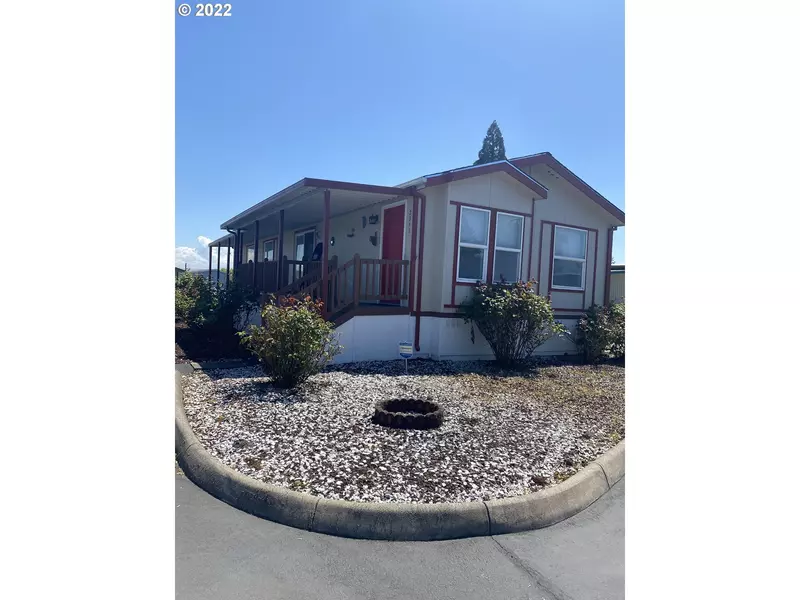 3016 RAINBOW LOOP ##37, Hubbard, OR 97032