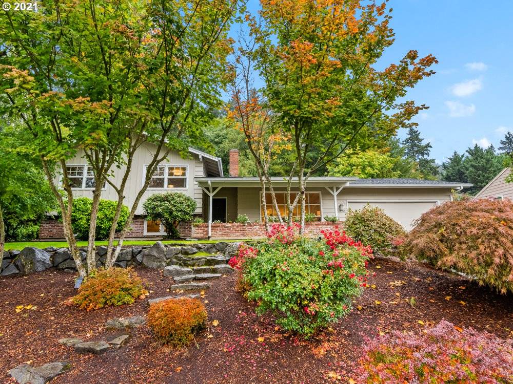 5545 SW DOWNS VIEW CT, Portland, OR 97221