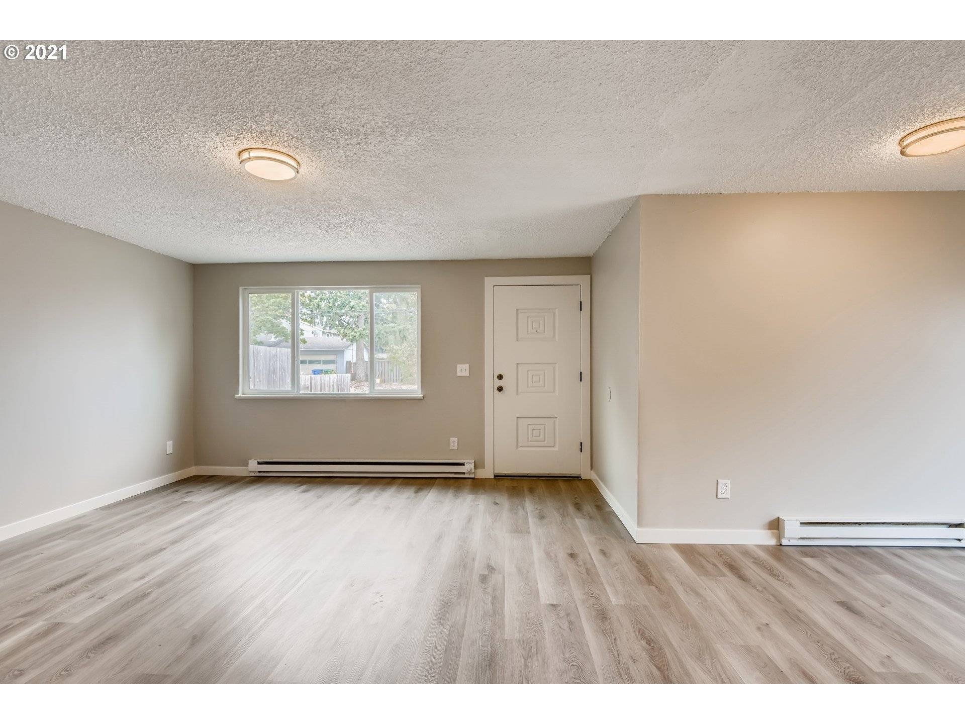 Portland, OR 97206,6552 SE 67TH AVE