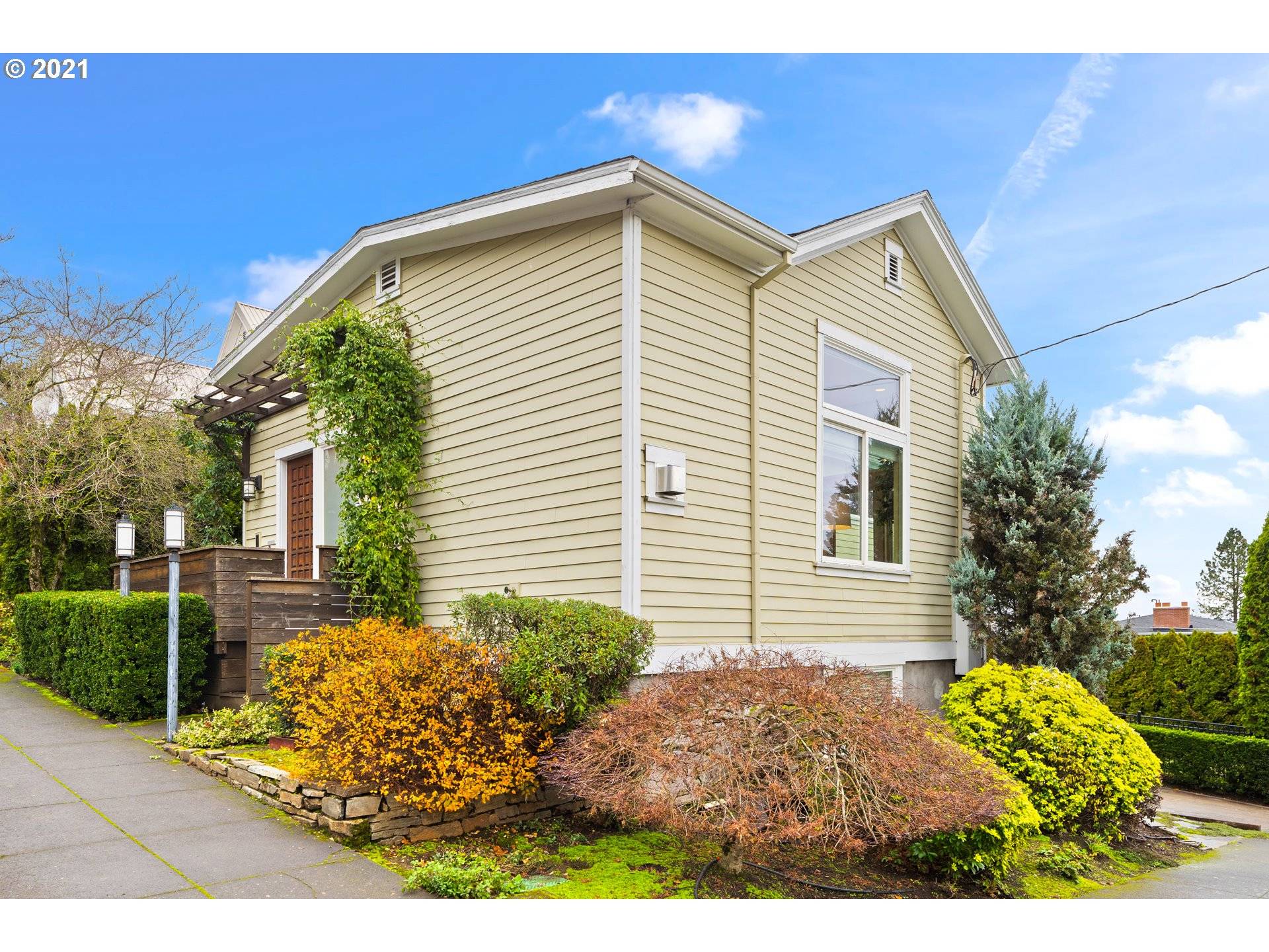 Portland, OR 97239,4242 SW CONDOR AVE