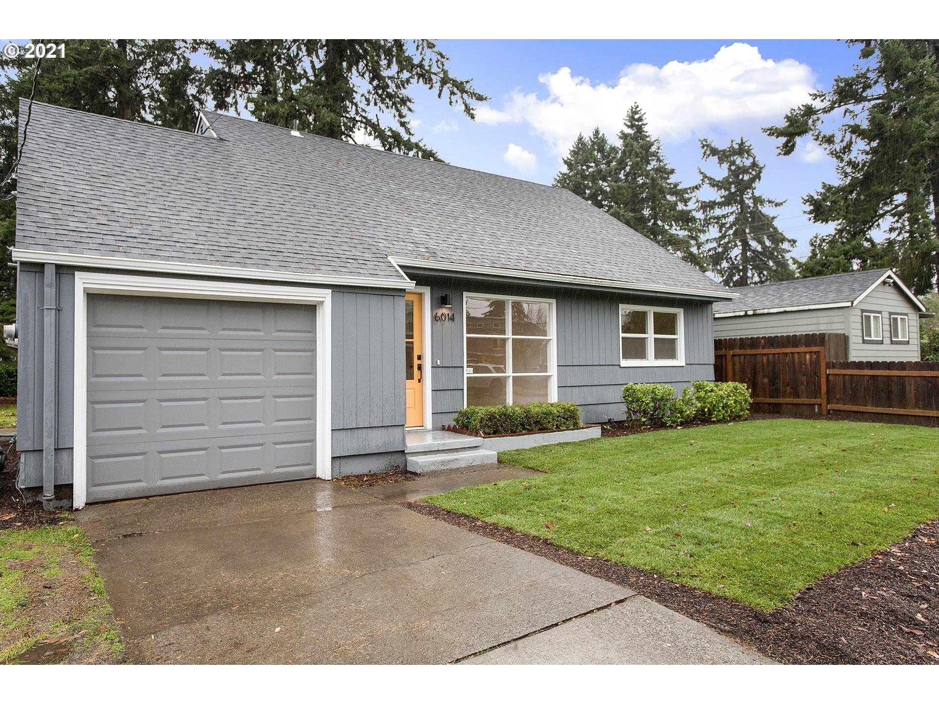 Portland, OR 97206,6014 SE INSLEY ST