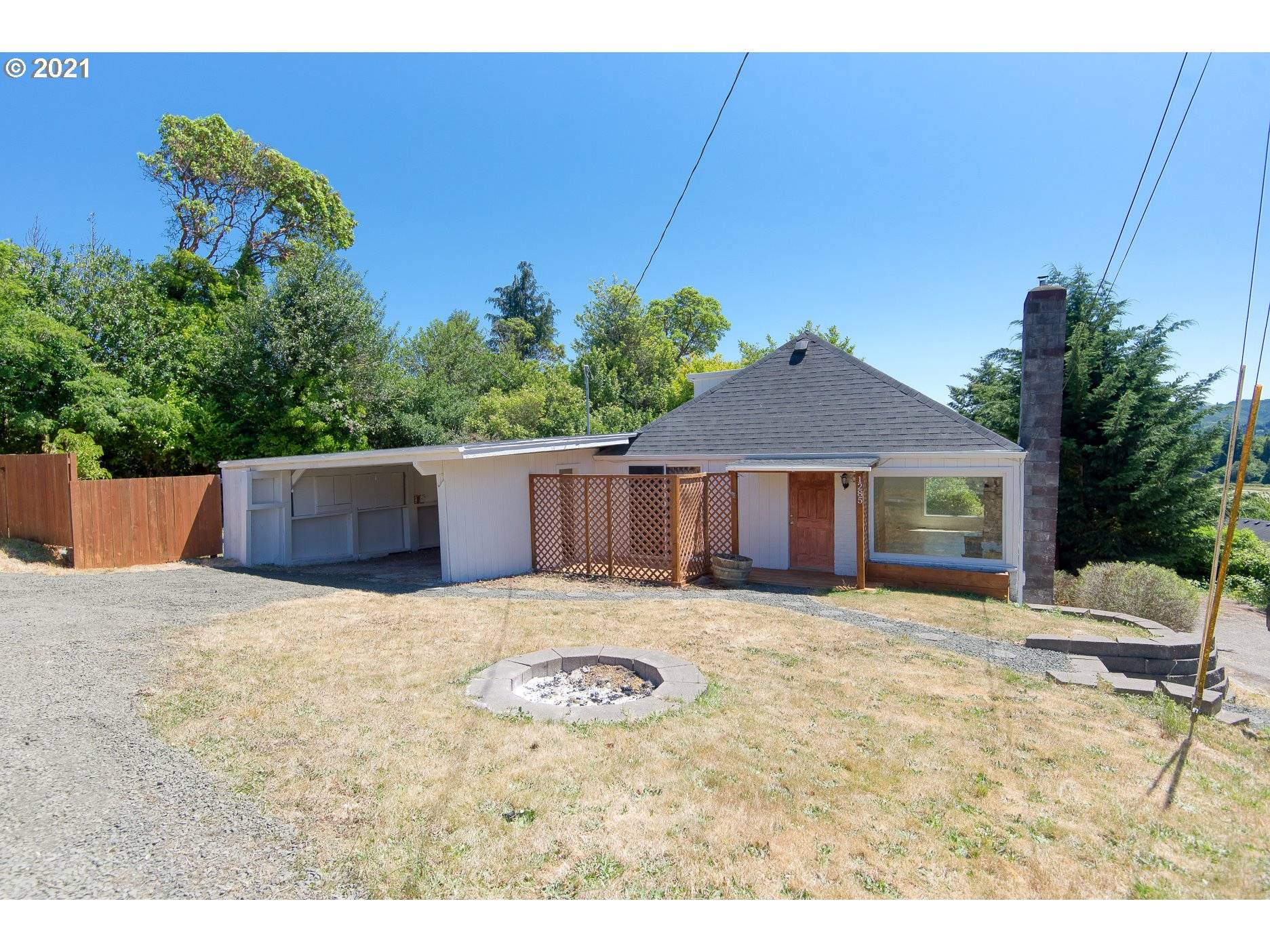 Coos Bay, OR 97420,1285 S 8TH ST
