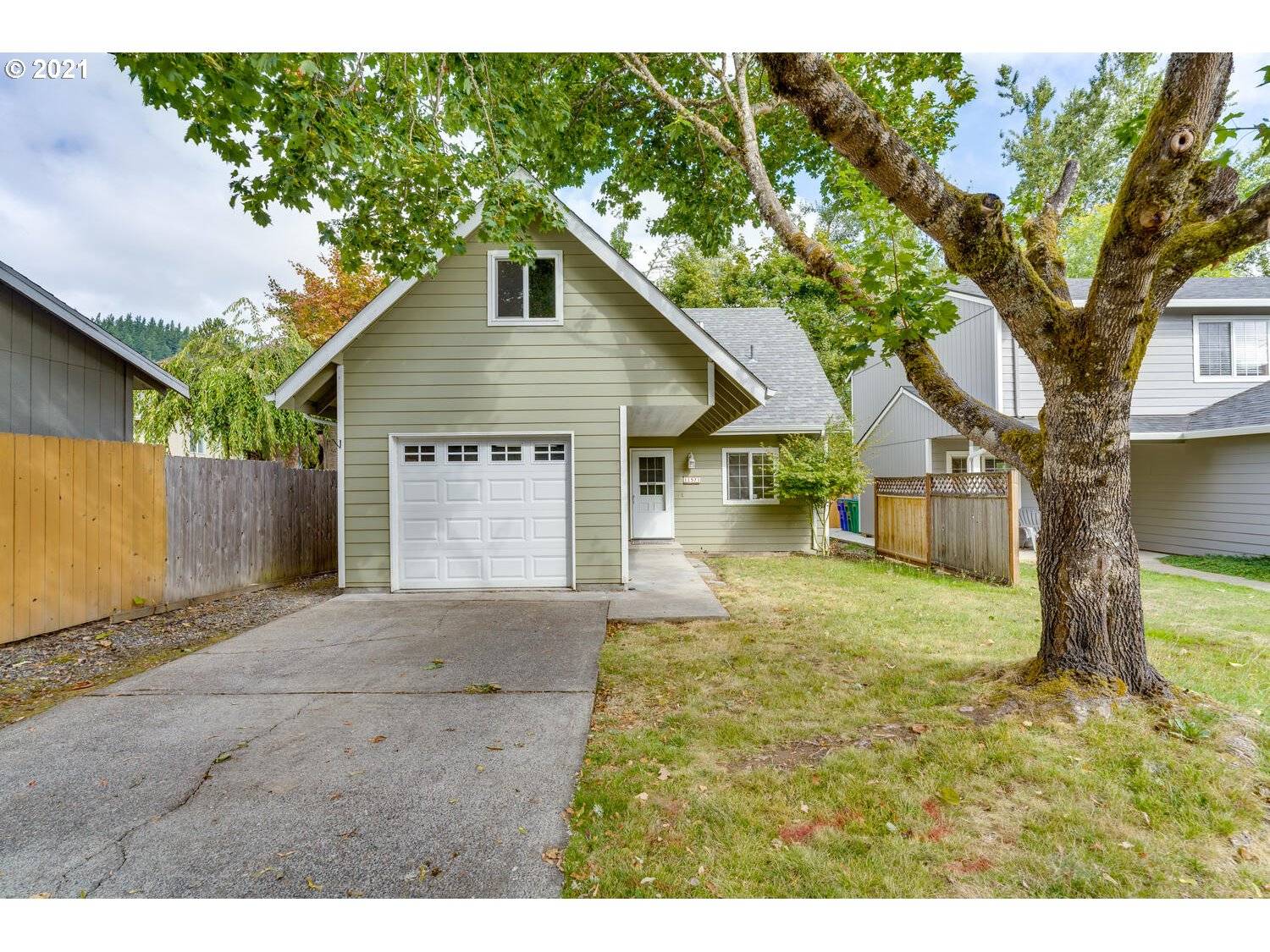 11571 SE CRANBERRY DR, Clackamas, OR 97015