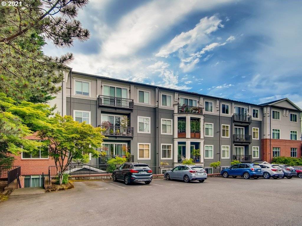 Portland, OR 97202,196 SE SPOKANE ST #107
