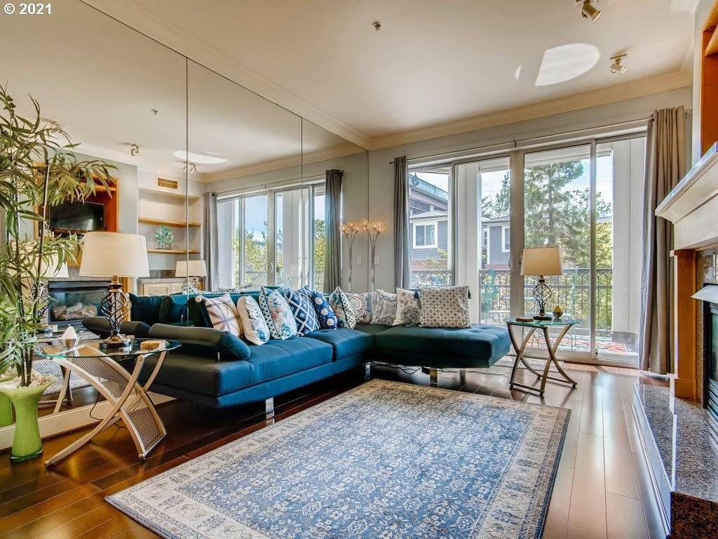 Portland, OR 97202,196 SE SPOKANE ST #107