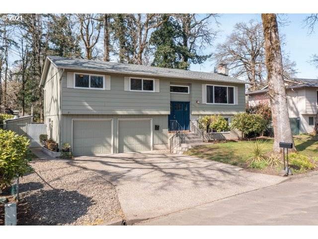 Gladstone, OR 97027,6943 OAKRIDGE DR