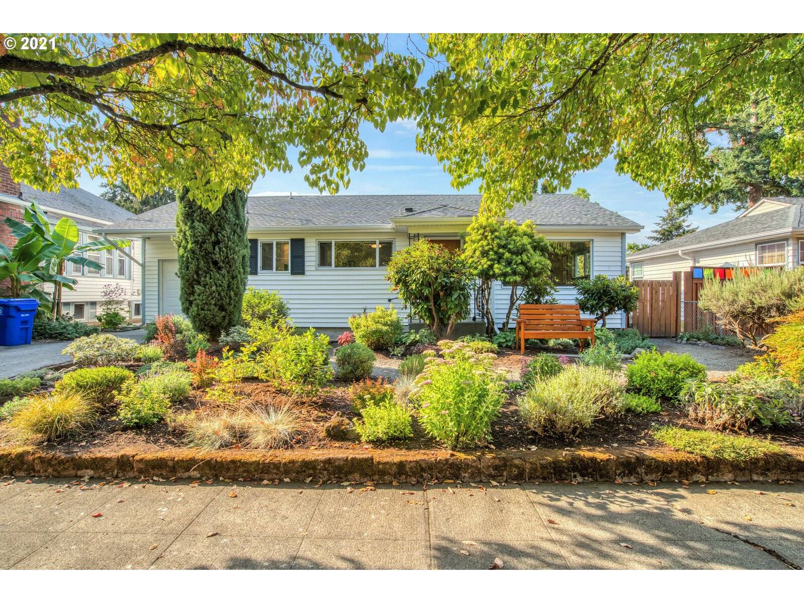 5630 SE RHONE ST, Portland, OR 97206