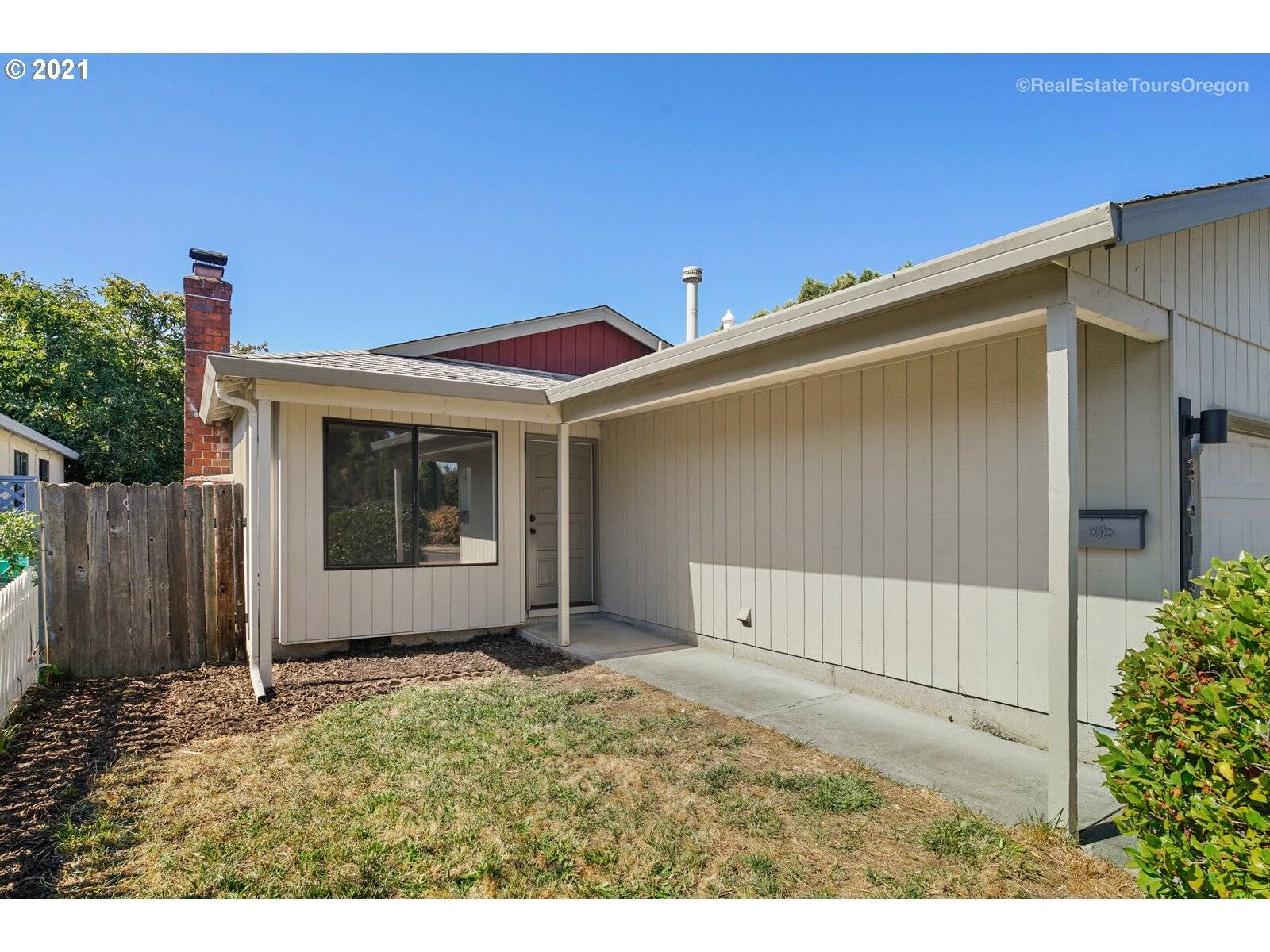 Portland, OR 97206,3615 SE 65TH AVE