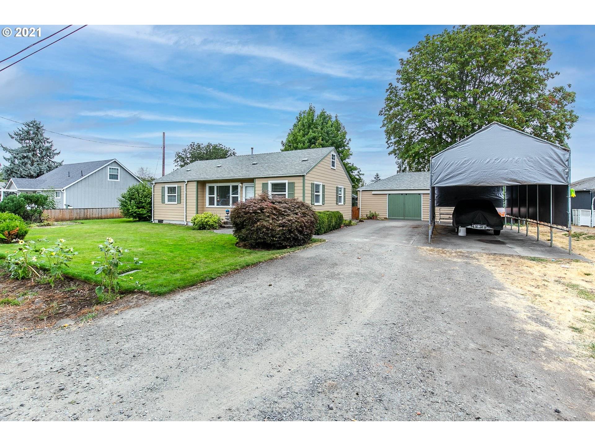 Springfield, OR 97478,853 S 43RD ST