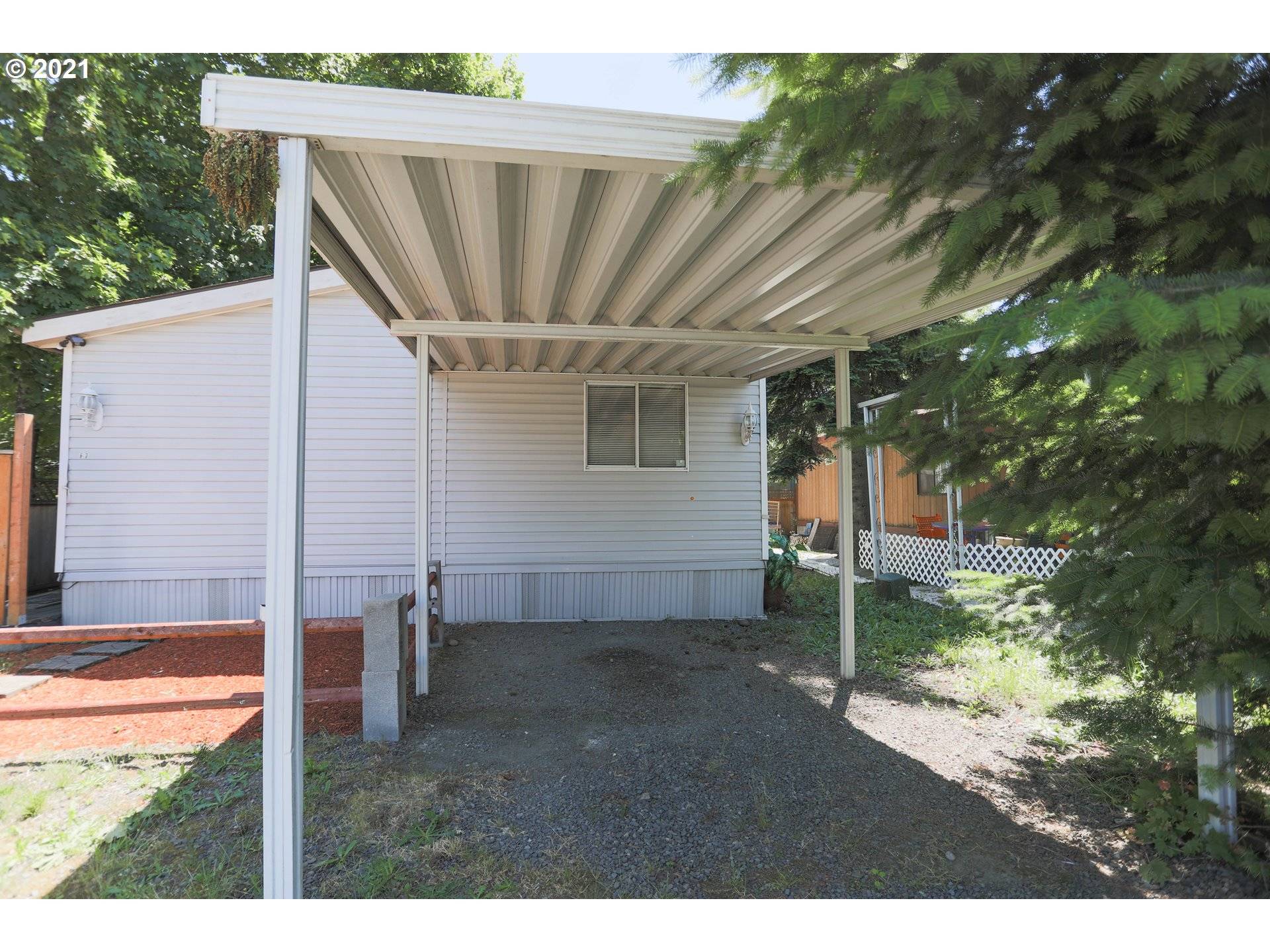 Clackamas, OR 97015,10701 SE HIGHWAY 212 #F7