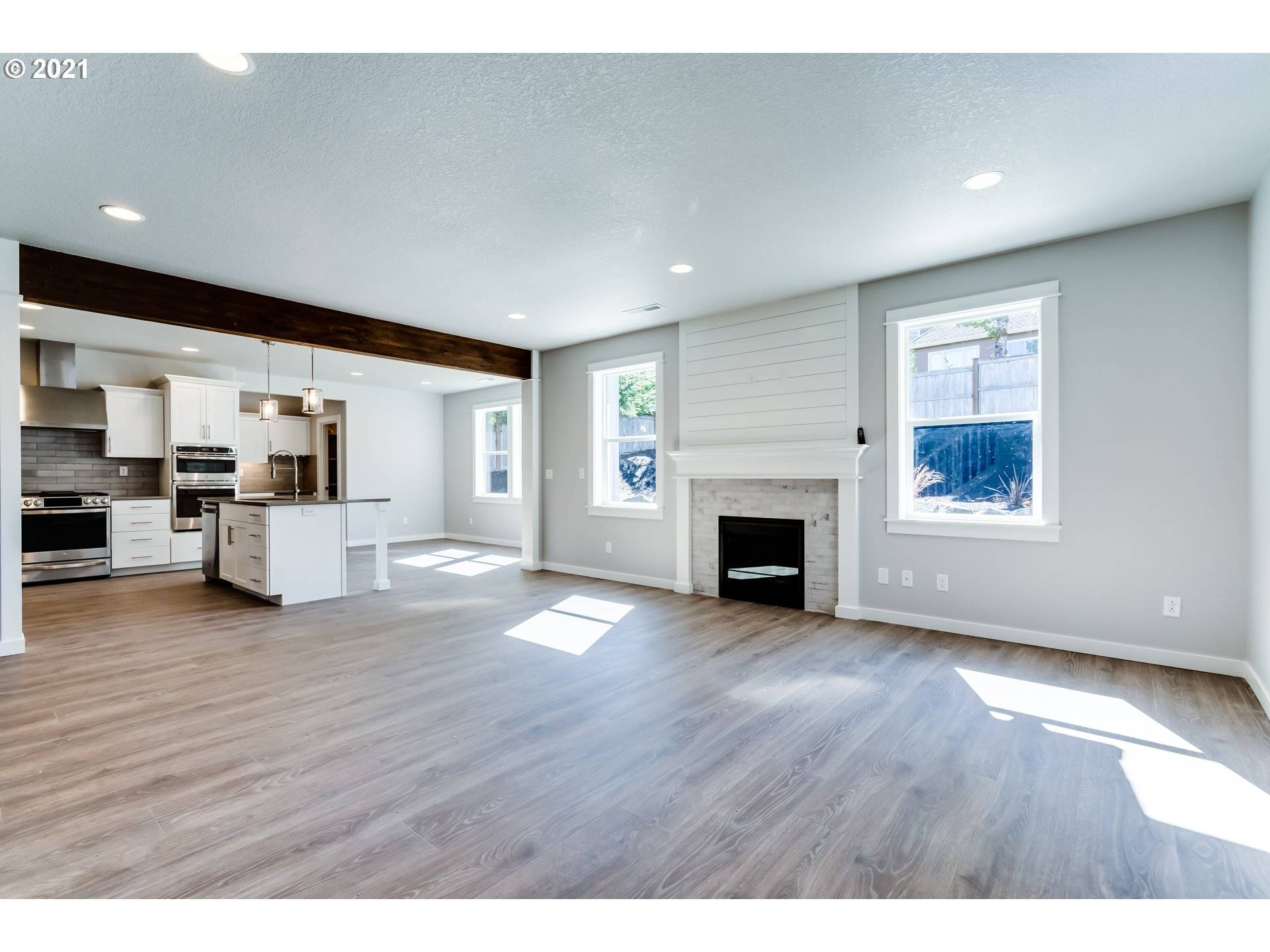 Springfield, OR 97478,6015 FERNHILL LOOP