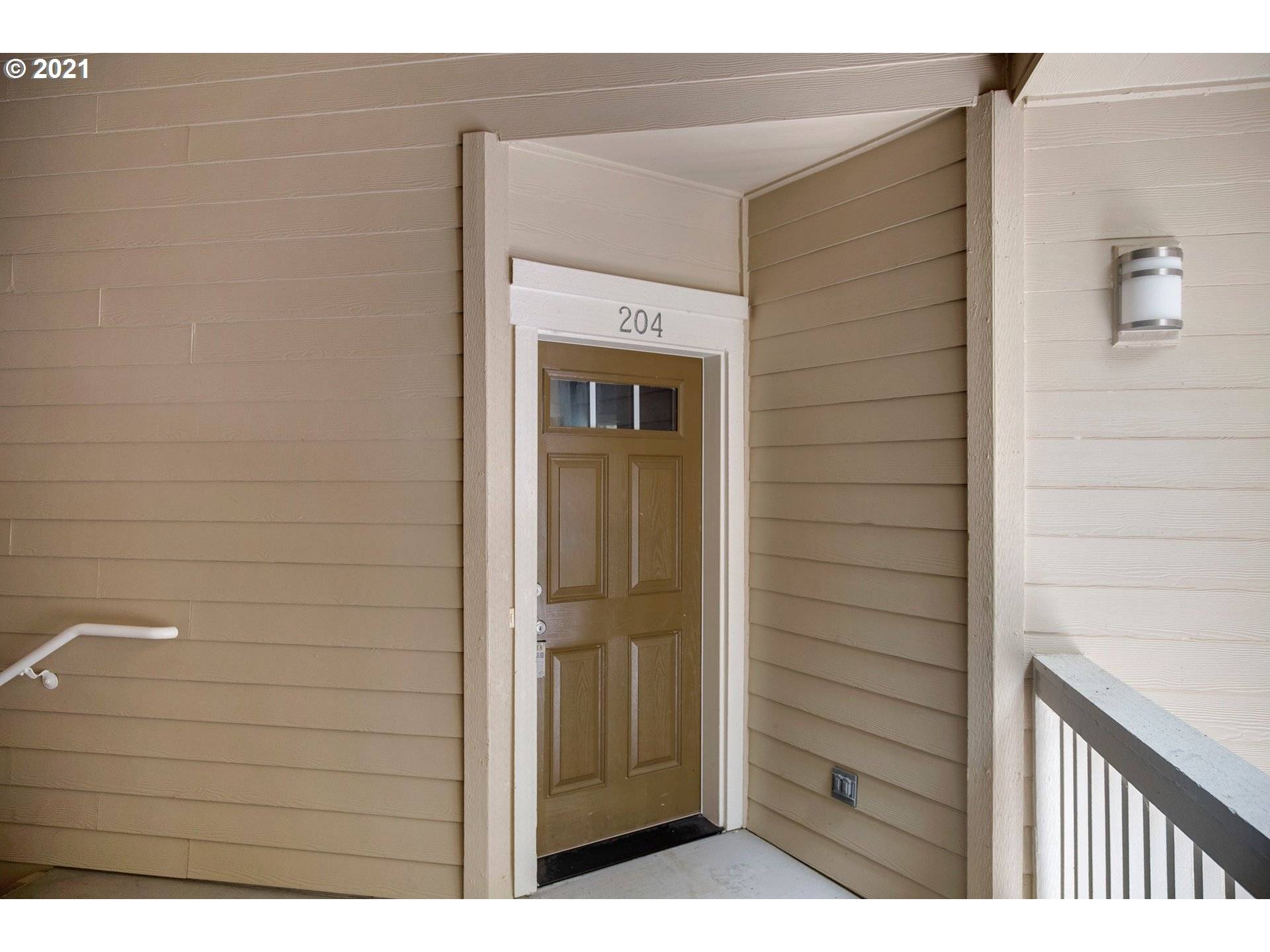 Corvallis, OR 97333,6298 SW GRAND OAKS DR #E-204