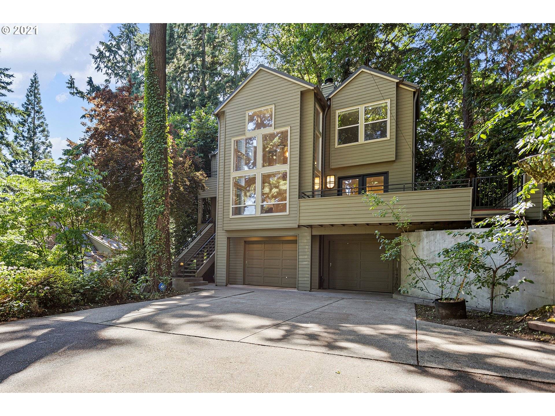 4333 SW 4TH AVE, Portland, OR 97239