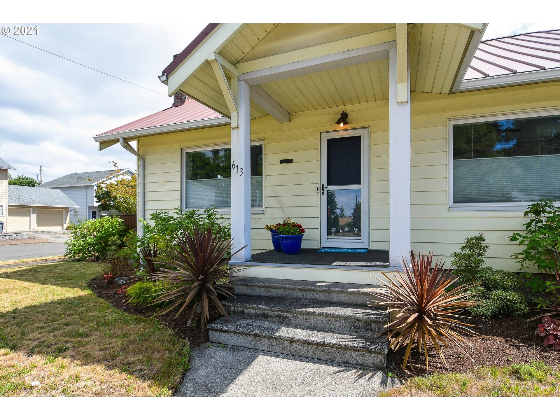Vancouver, WA 98663,613 E 39TH ST