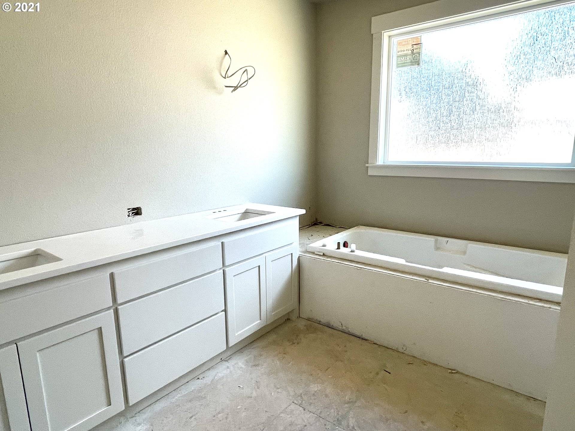 Milwaukie, OR 97222,13031 SE Sprout LN