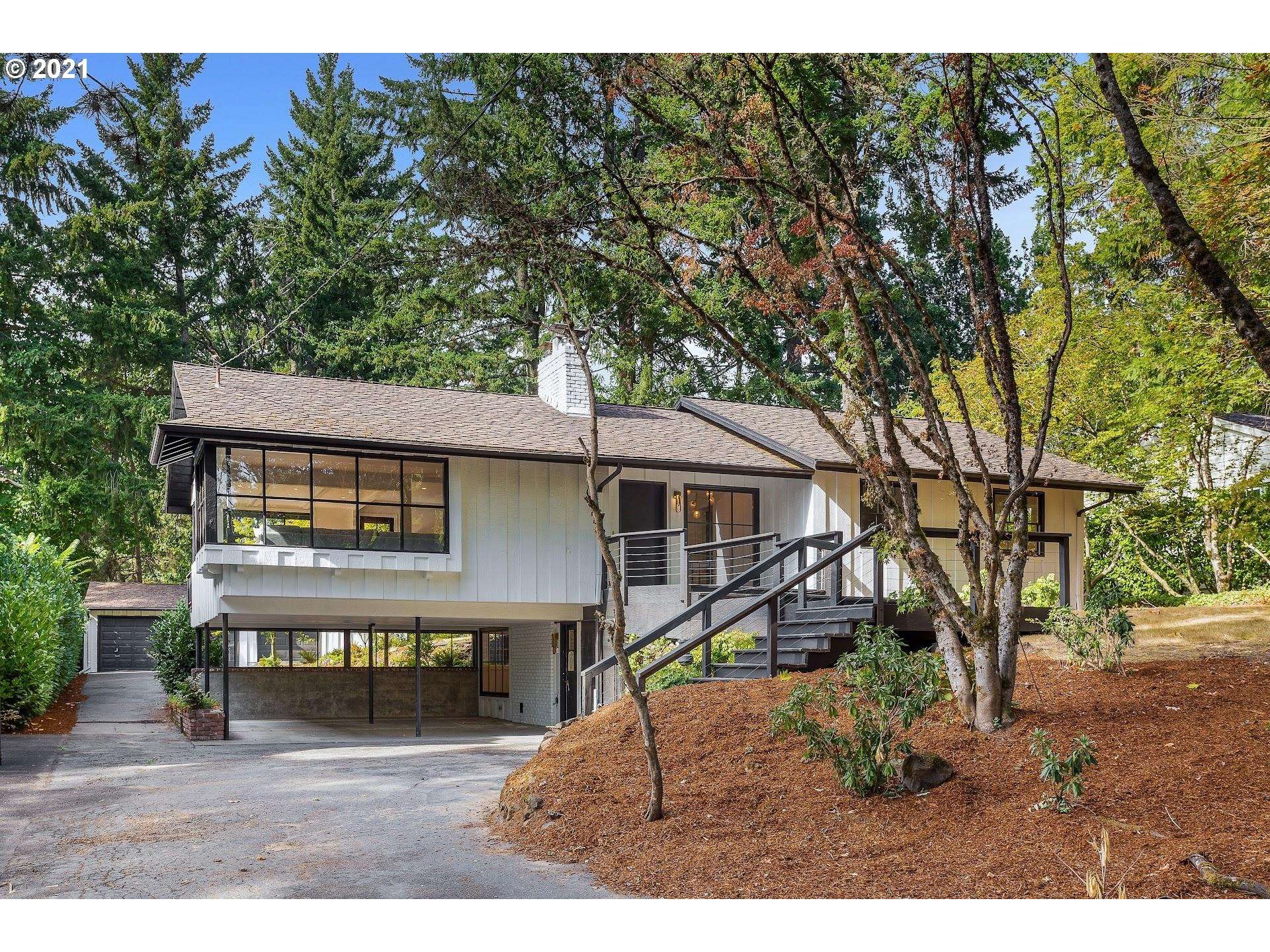 Lake Oswego, OR 97034,14655 UPLANDS DR