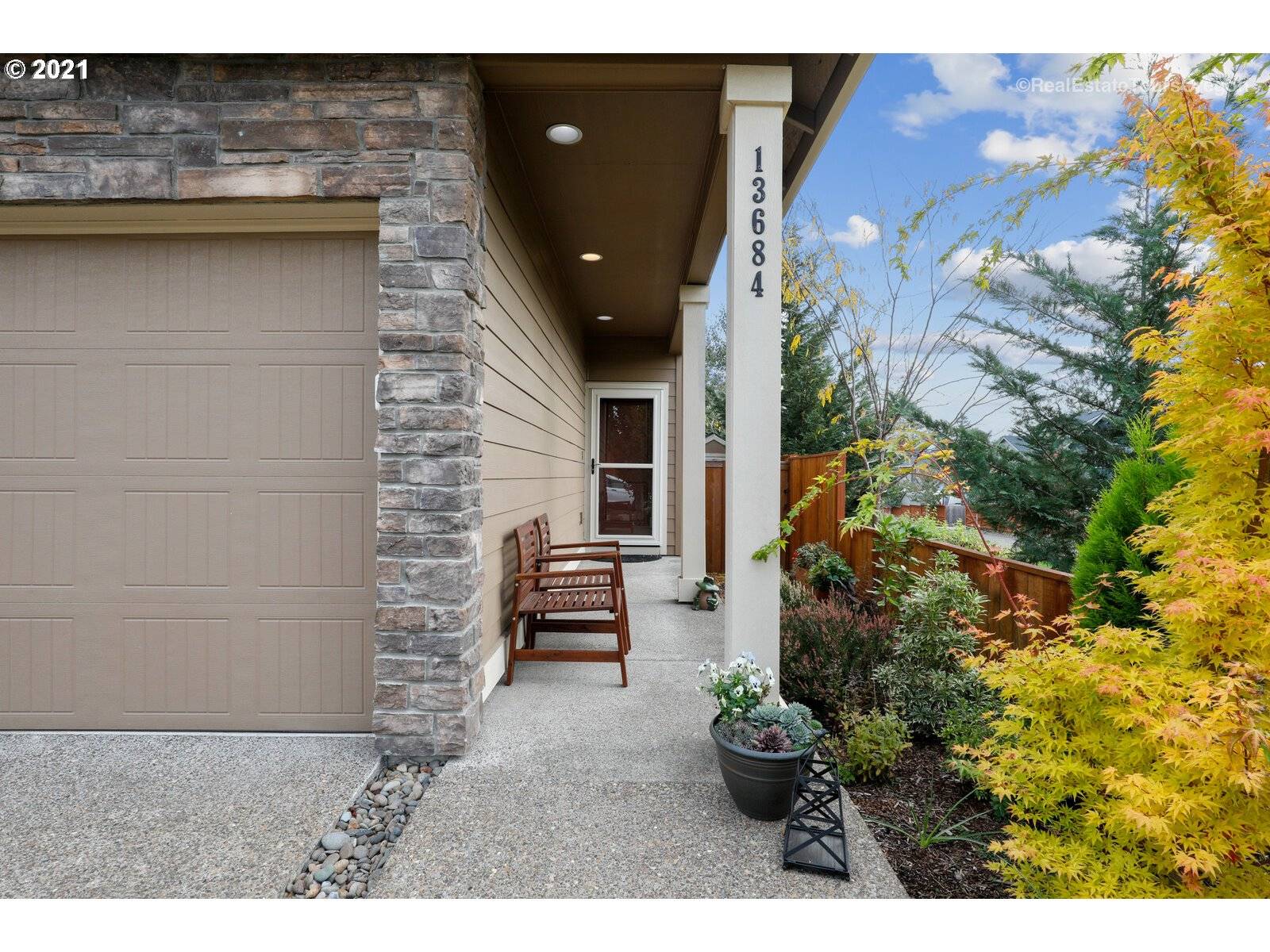 Happy Valley, OR 97015,13684 SE SISKIN LN