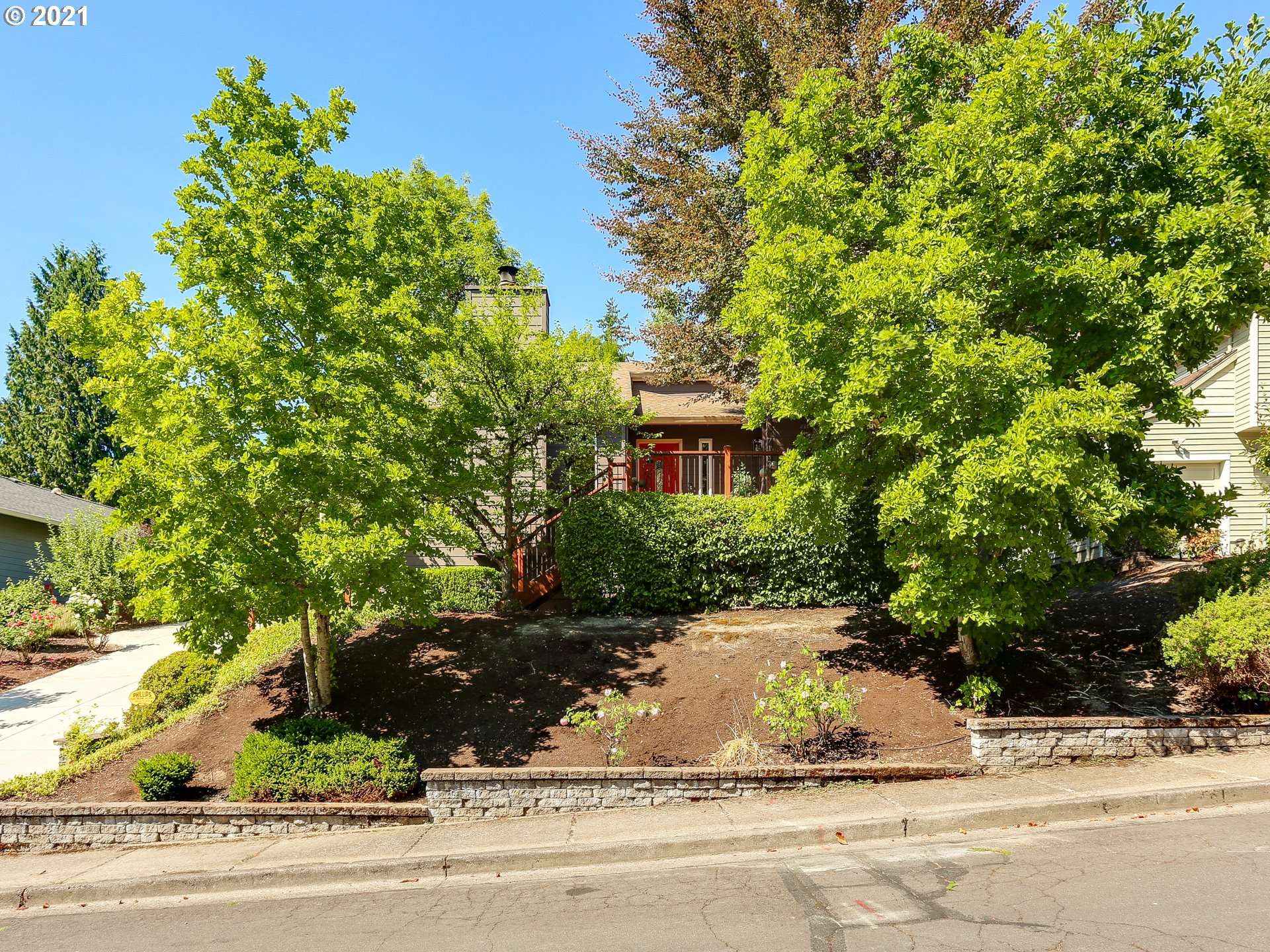 Tigard, OR 97223,7137 SW LOLA LN
