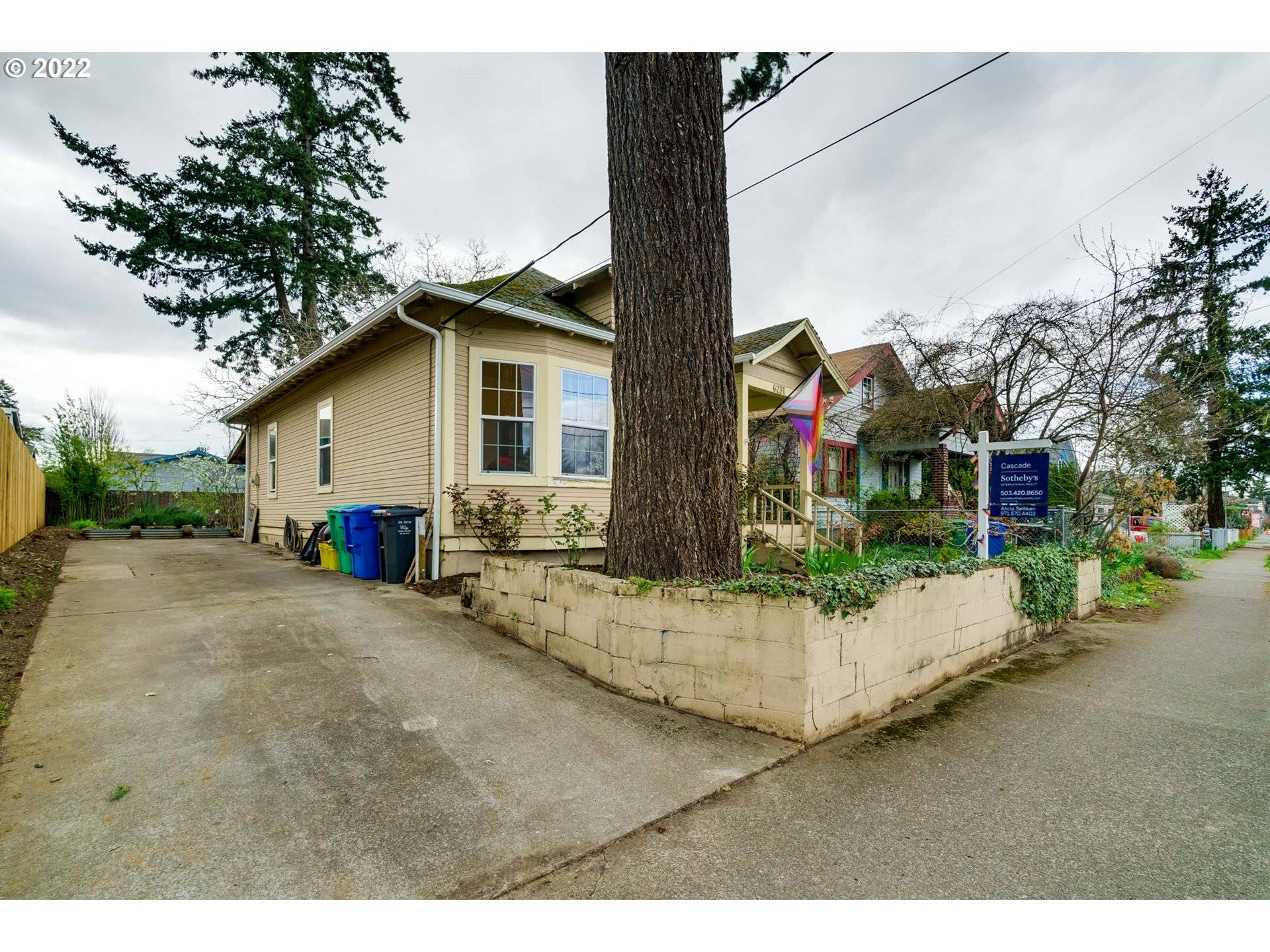 Portland, OR 97206,6231 SE 72ND AVE
