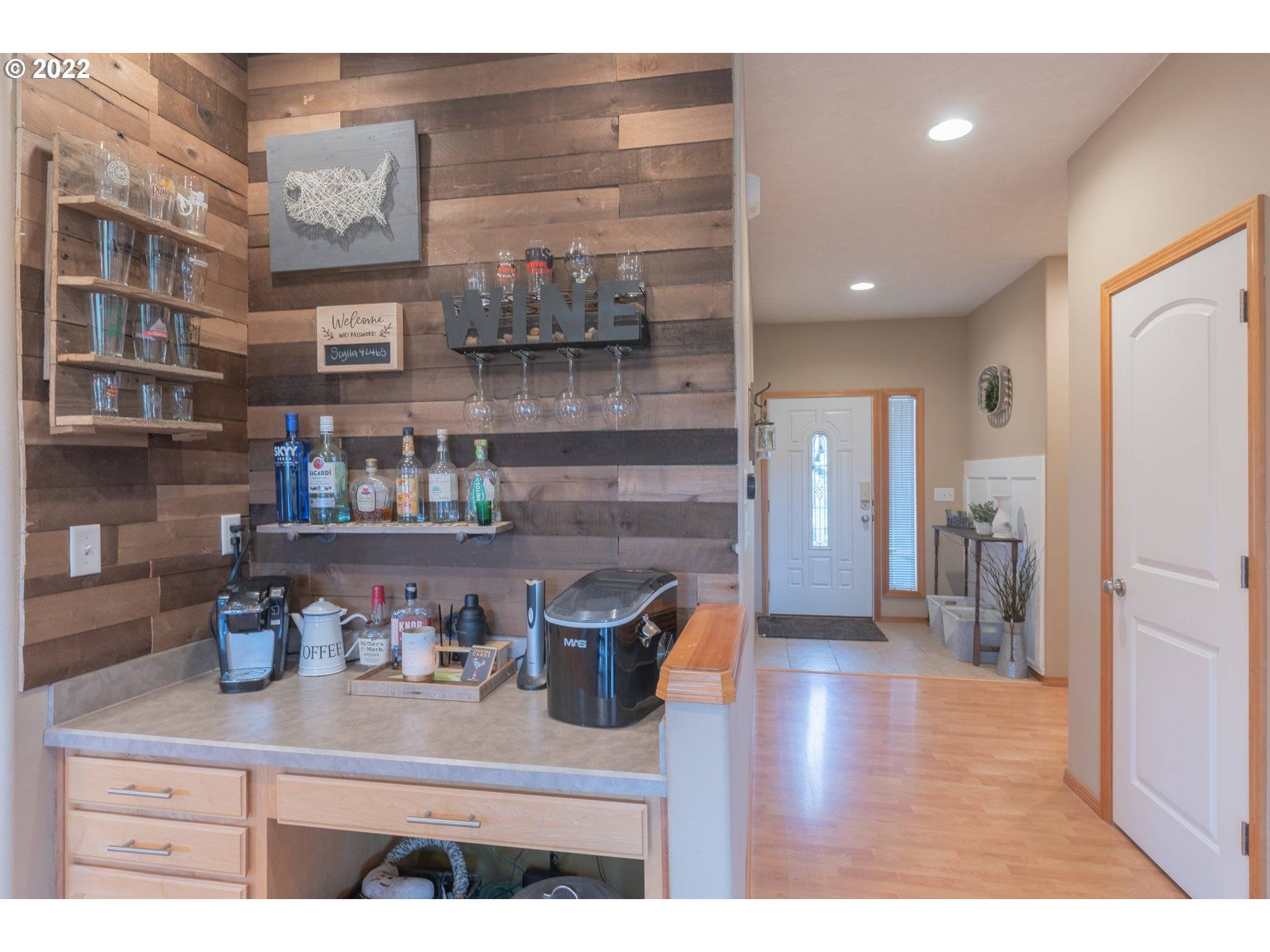 Astoria, OR 97103,42465 Dale LN