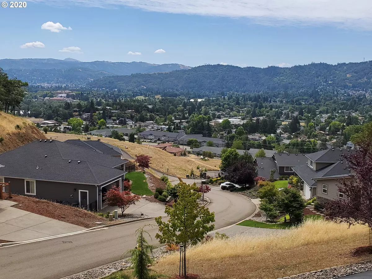 Roseburg, OR 97471,2590 NW TROOST ST #Lot21