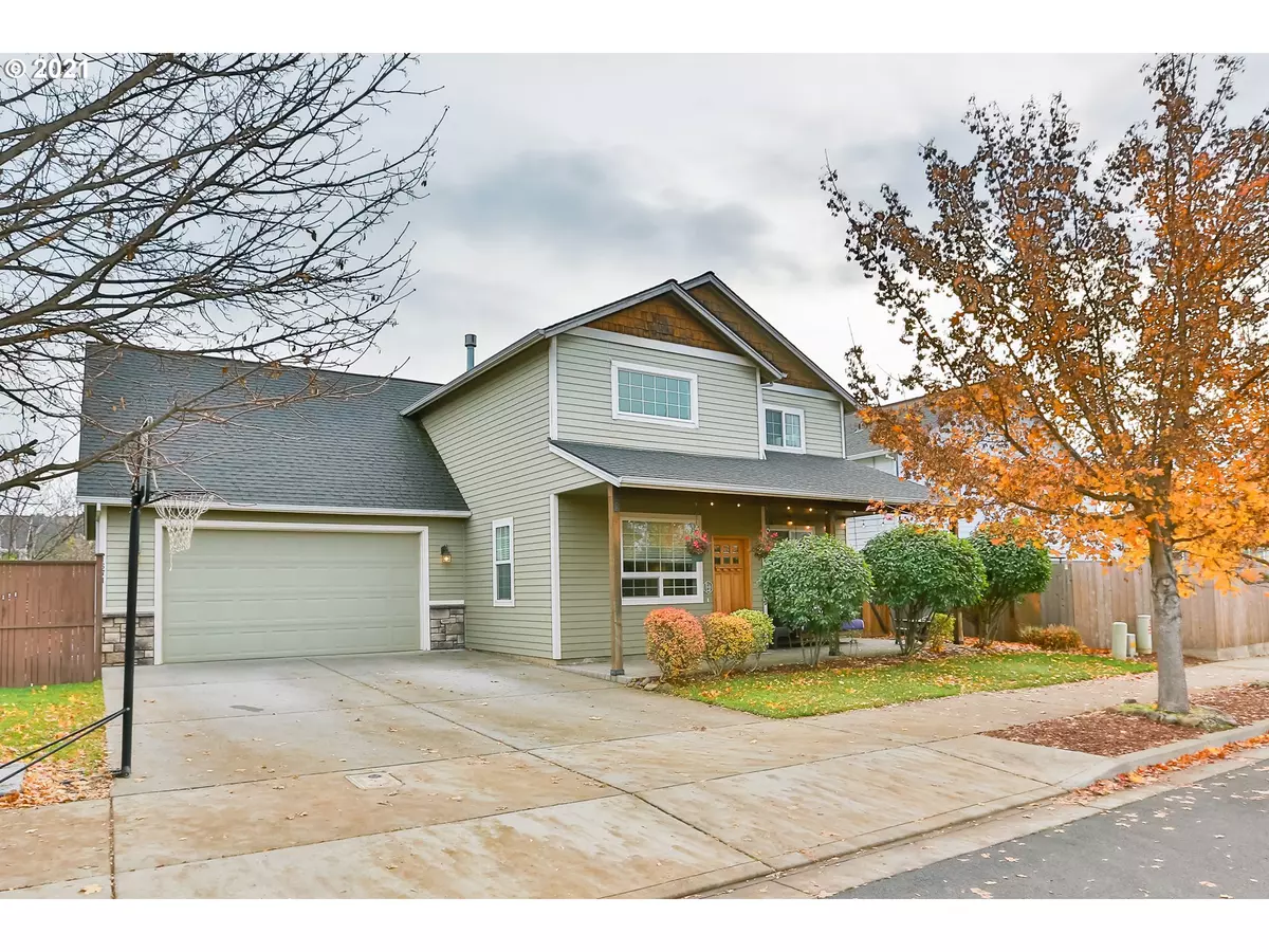 Hood River, OR 97031,1671 4TH ST