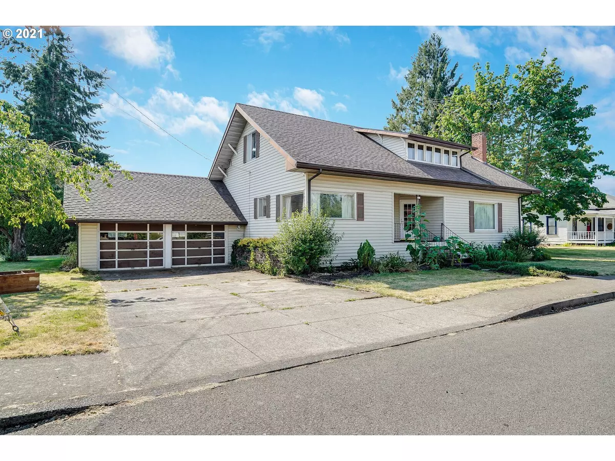 Aumsville, OR 97325,107 N 8TH ST