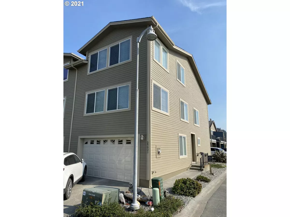 Gold Beach, OR 97444,29021 VIZCAINO CT