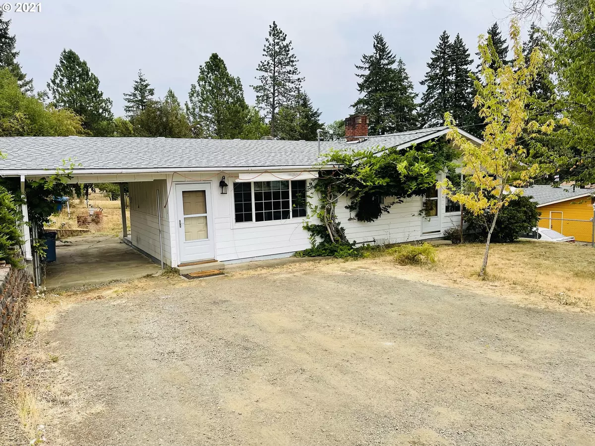 Sutherlin, OR 97479,630 MARDONNA WAY